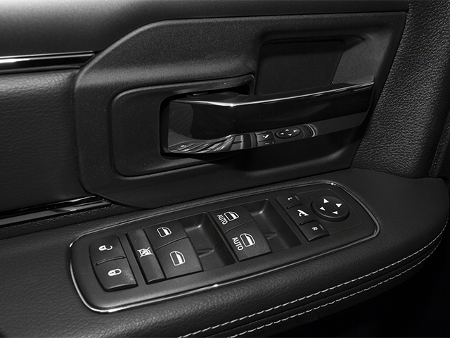 2013 Ram 1500 Express photo 3