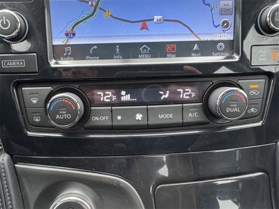 2017 Nissan Maxima SR