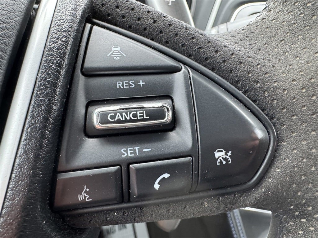 2017 Nissan Maxima SR