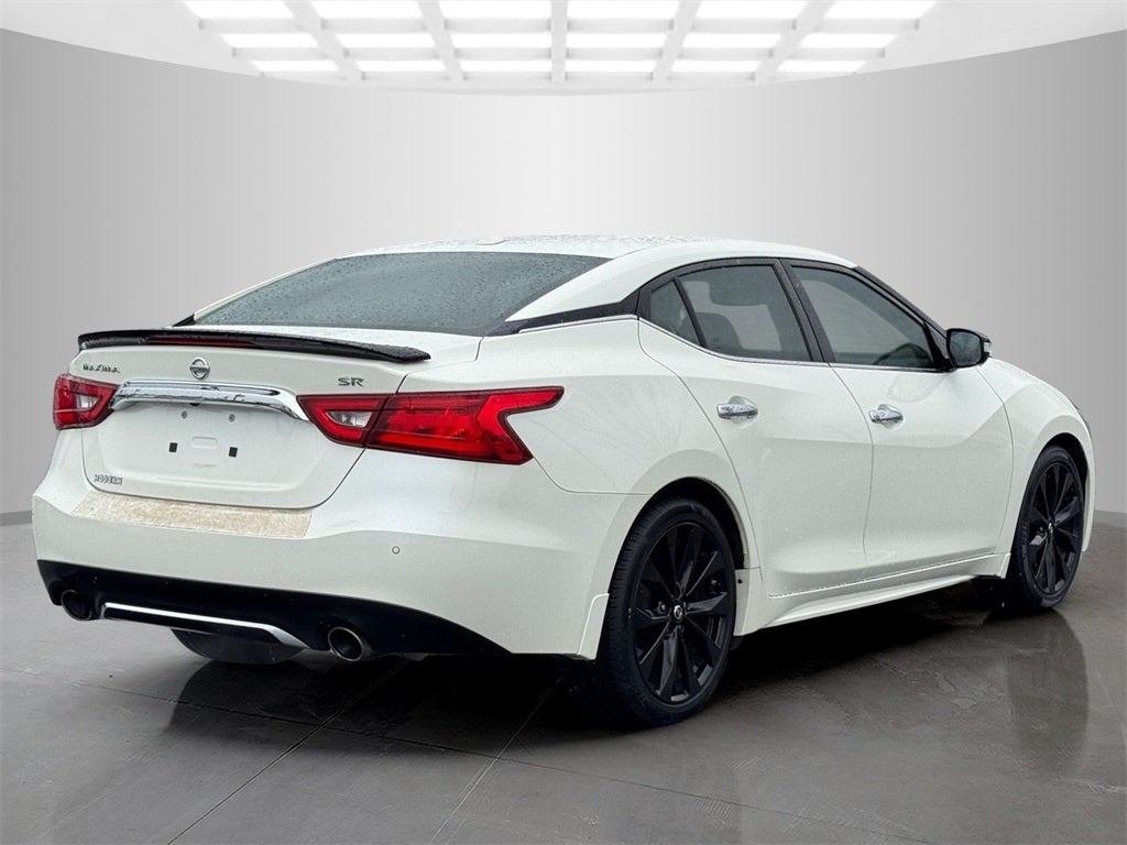 2017 Nissan Maxima SR