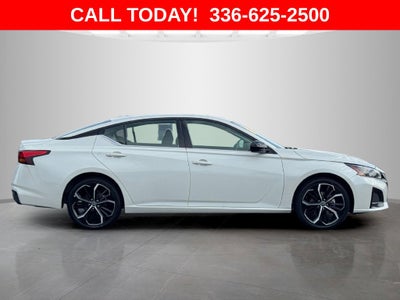 2025 Nissan Altima 2.5 SR