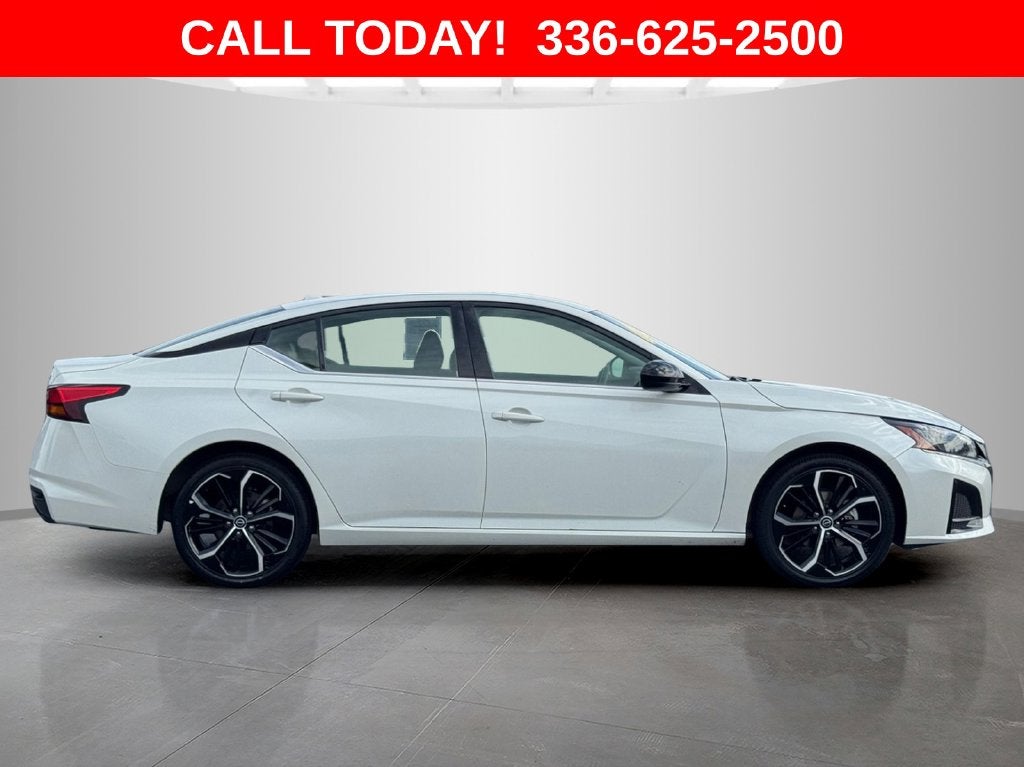 2025 Nissan Altima 2.5 SR
