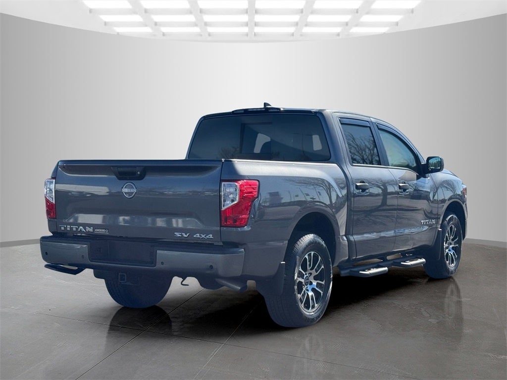 2024 Nissan Titan SV