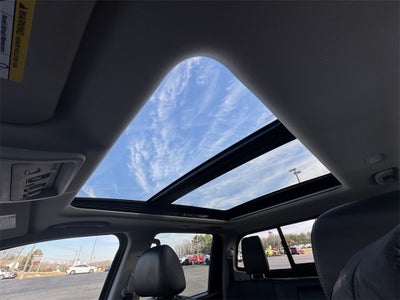 2021 Nissan Titan SL