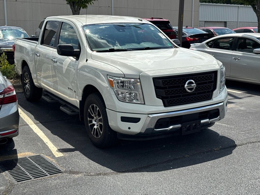 2021 Nissan Titan SV