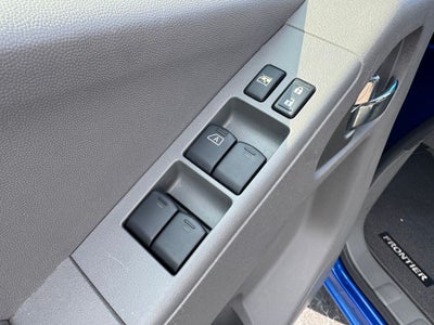 2015 Nissan Frontier SV