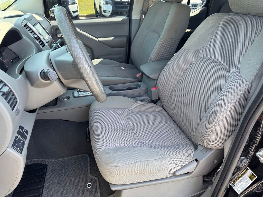 2020 Nissan Frontier SV