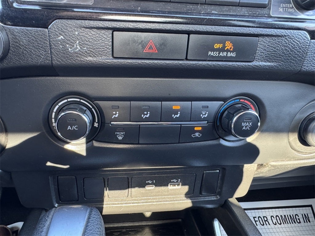 2023 Nissan Frontier SV