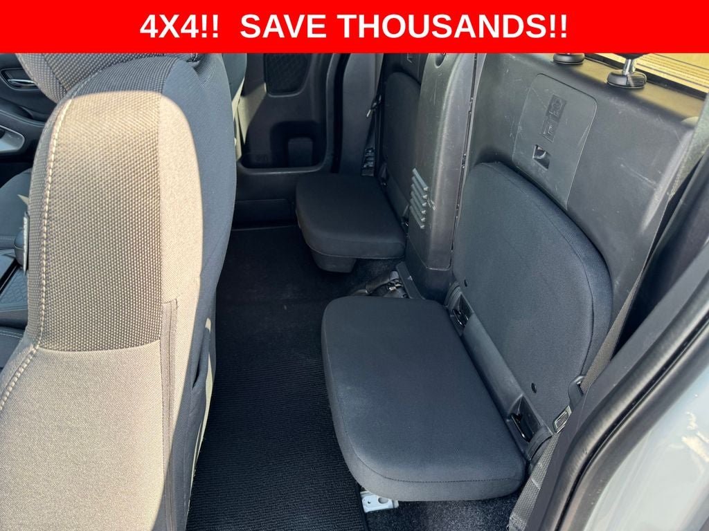 2022 Nissan Frontier SV