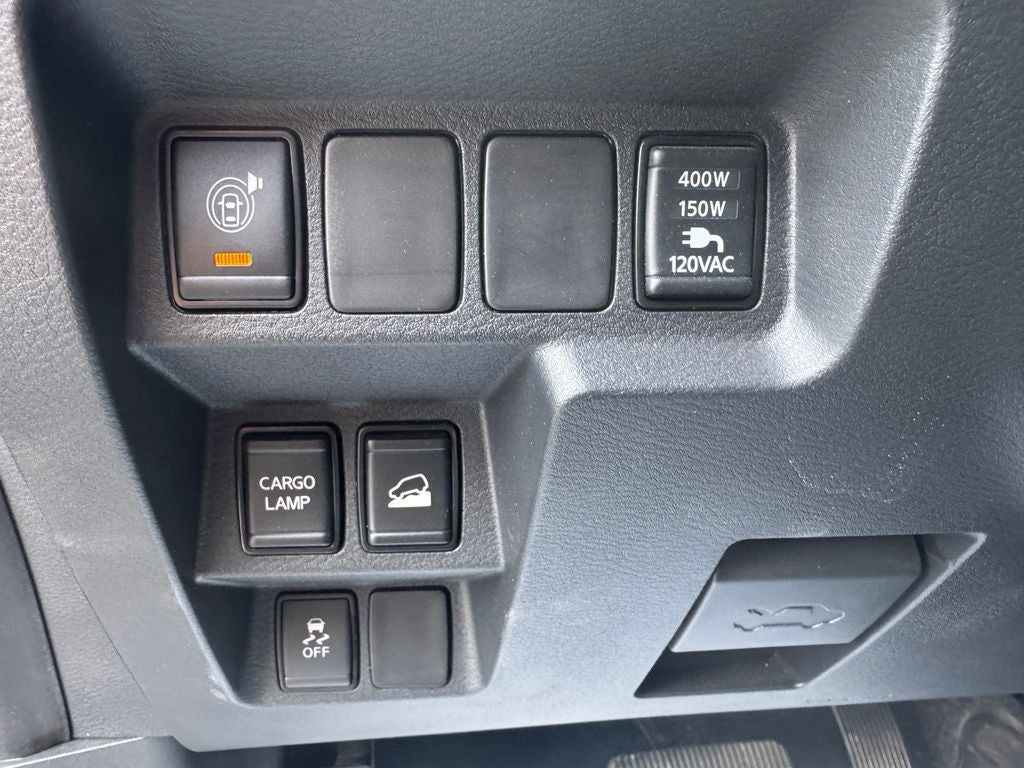 2024 Nissan Frontier SV