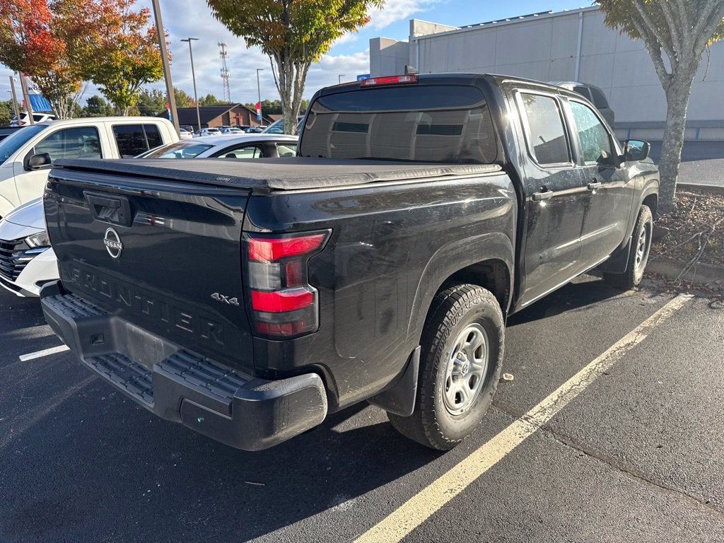 2022 Nissan Frontier S