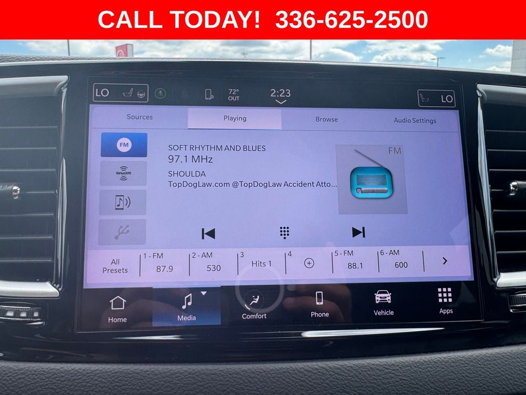 2023 Chrysler Pacifica Touring L