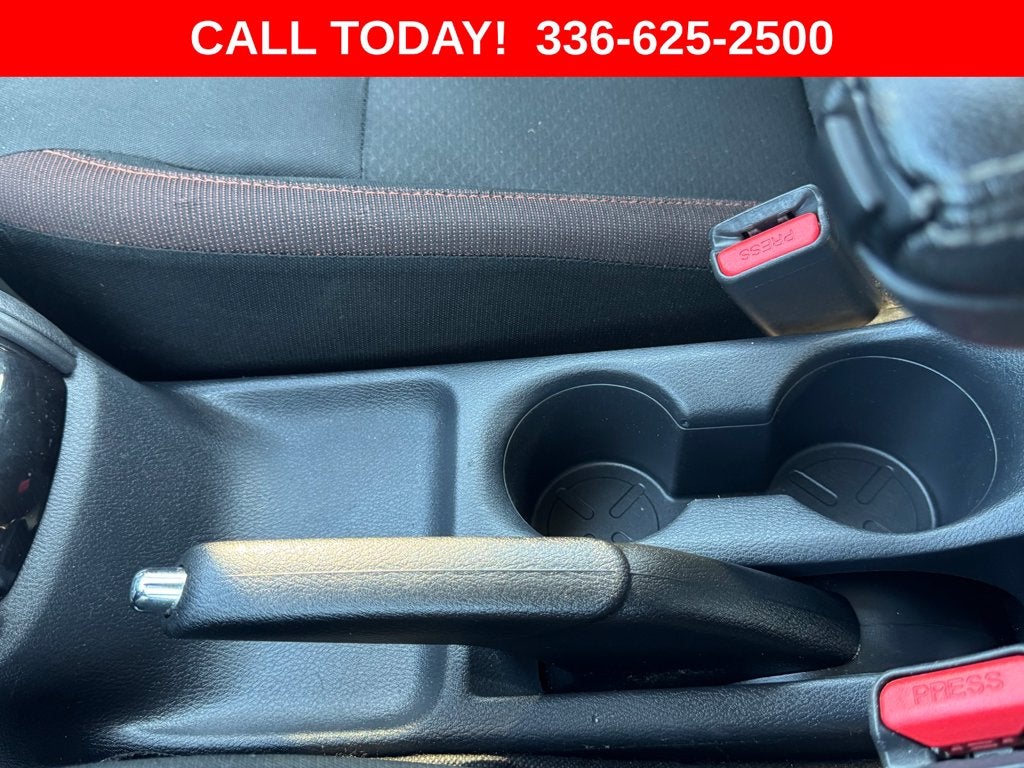 2022 Nissan Versa 1.6 SR