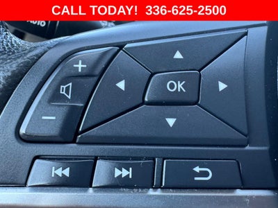 2022 Nissan Versa 1.6 SR