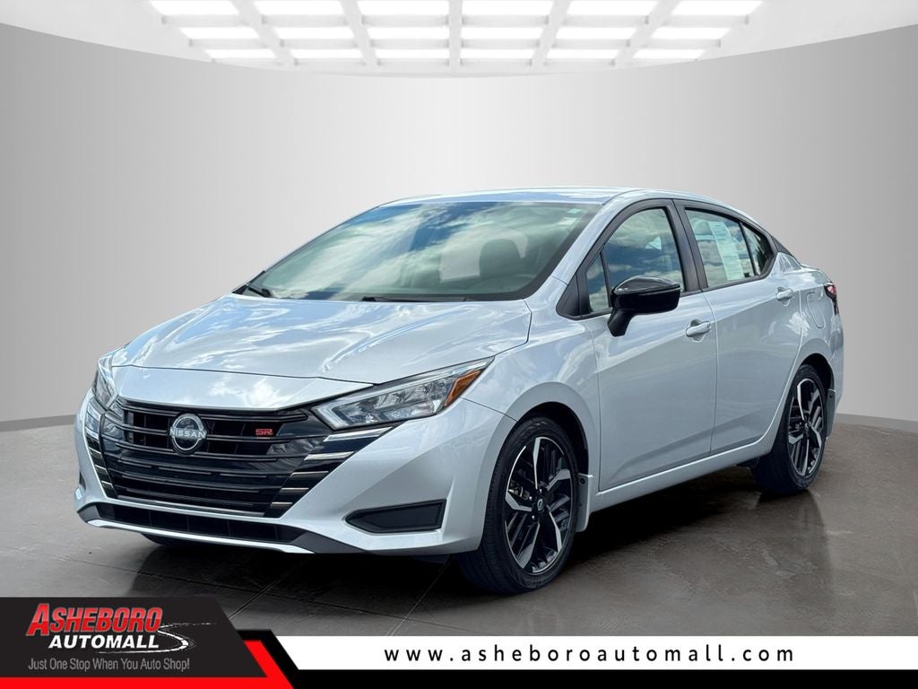 2024 Nissan Versa 1.6 SR