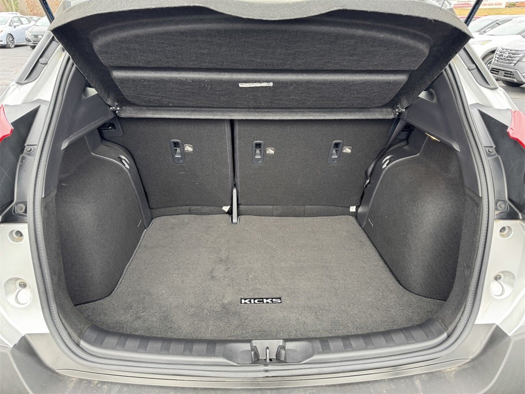 2020 Nissan Kicks SV