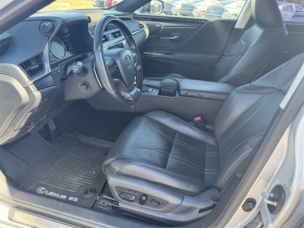 2021 Lexus ES 300h 300h Ultra Luxury