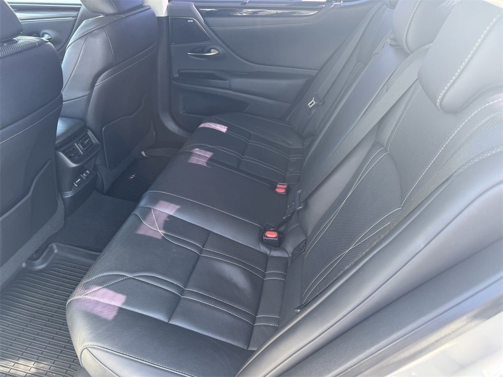 2021 Lexus ES 300h 300h Ultra Luxury