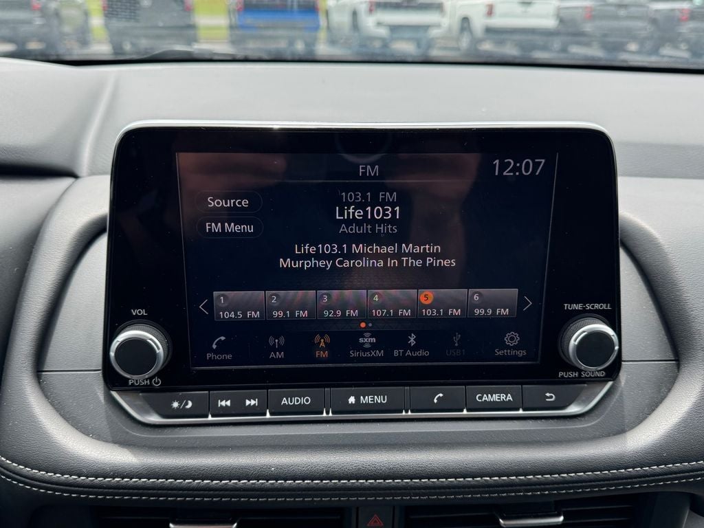 2025 Nissan Rogue SV