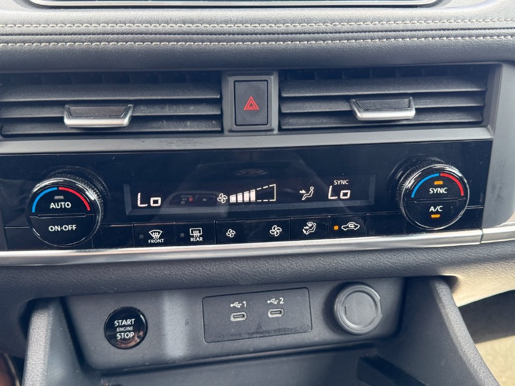 2025 Nissan Rogue SV