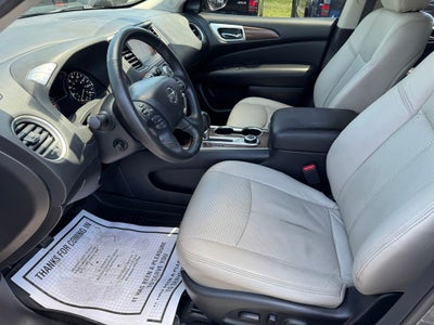 2020 Nissan Pathfinder Platinum