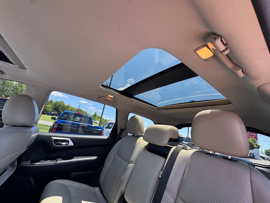 2020 Nissan Pathfinder Platinum