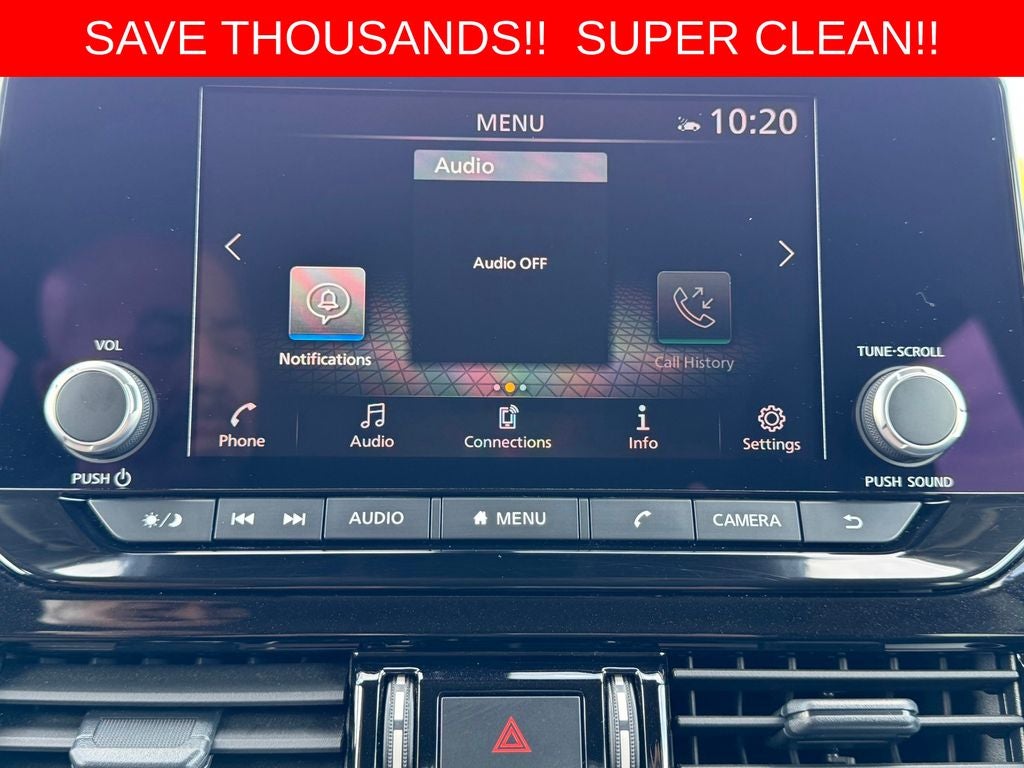 2025 Nissan Pathfinder SV