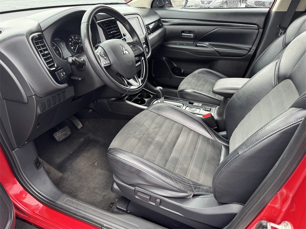 2019 Mitsubishi Outlander SE