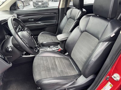 2019 Mitsubishi Outlander SE