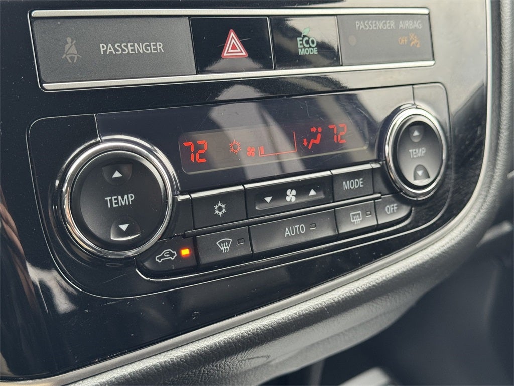 2019 Mitsubishi Outlander SE