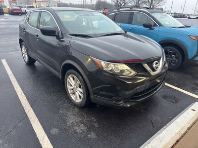 2017 Nissan Rogue Sport S