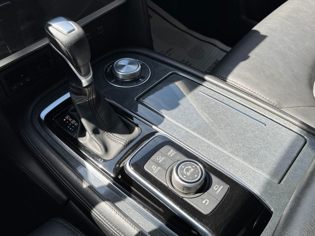 2023 Nissan Armada SV