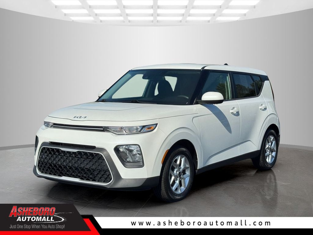 2022 Kia Soul LX