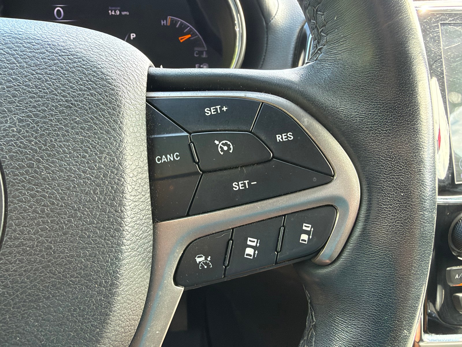 2019 Jeep Grand Cherokee Overland