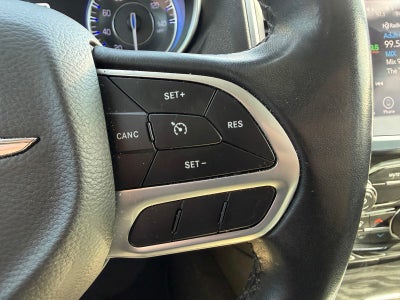 2022 Chrysler 300 Touring