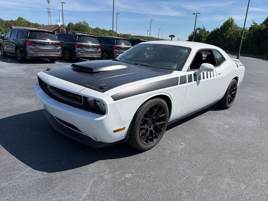 2013 Dodge Challenger R/T's photo