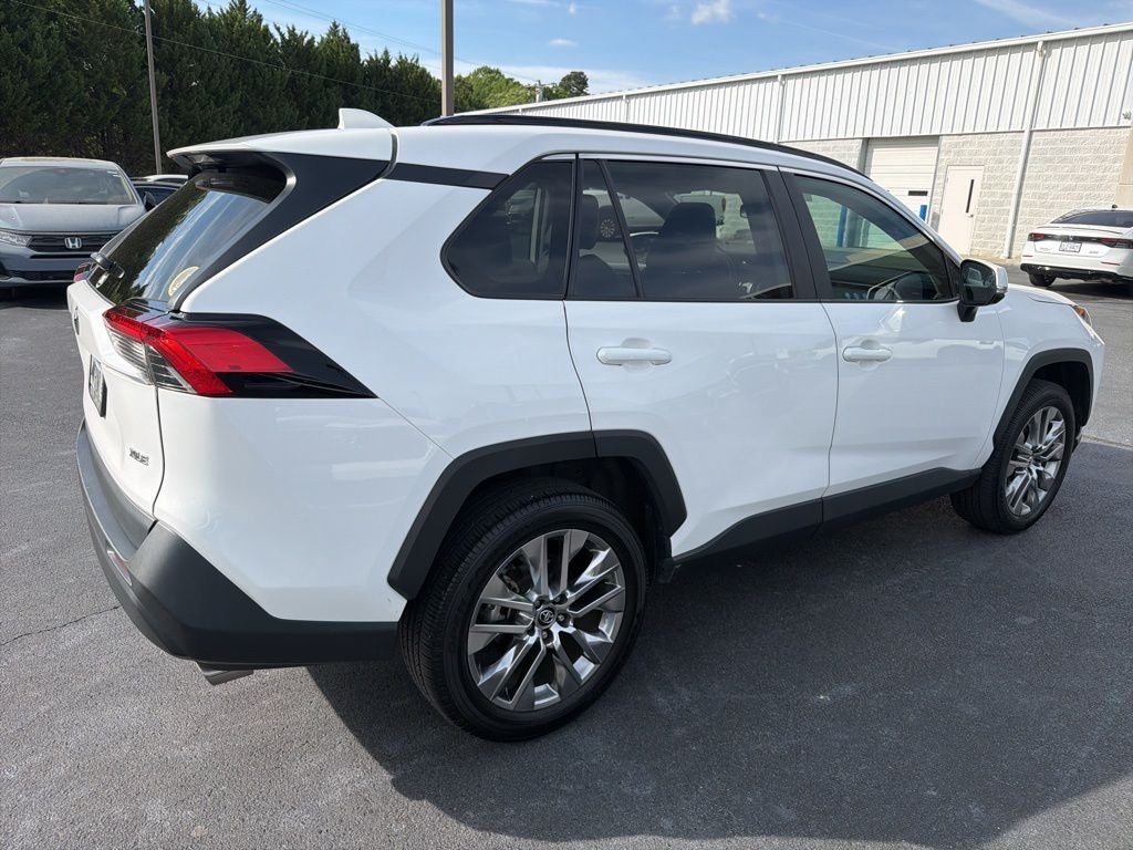2020 Toyota RAV4 XLE Premium