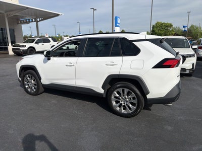 2020 Toyota RAV4 XLE Premium