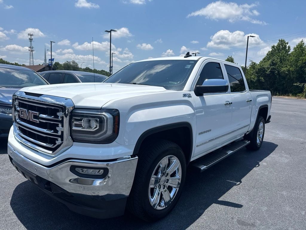 2018 GMC Sierra 4WD Crew Cab Short Box SLT's photo
