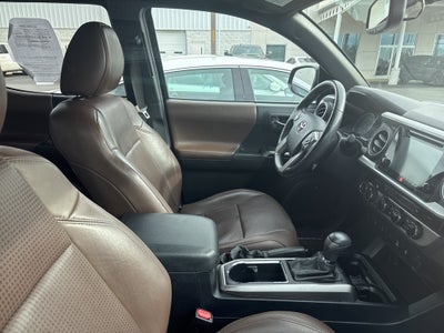 2017 Toyota Tacoma Limited V6