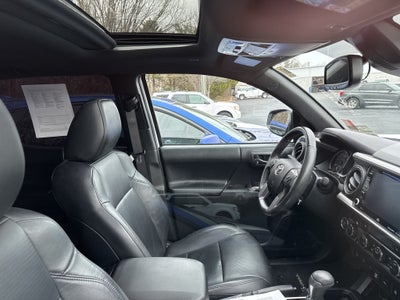 2022 Toyota Tacoma Limited V6