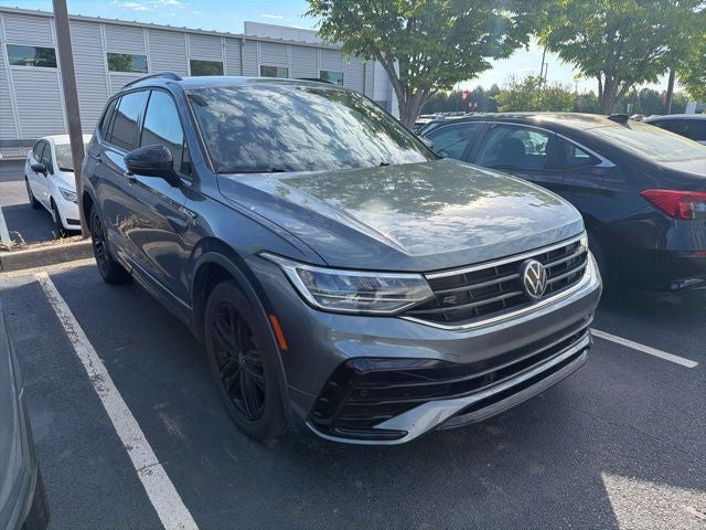 2022 Volkswagen Tiguan 2.0T SE R-Line Black
