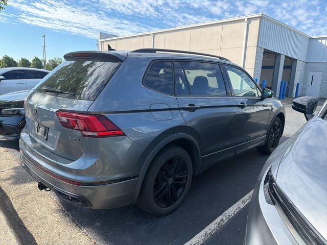 2022 Volkswagen Tiguan 2.0T SE R-Line Black