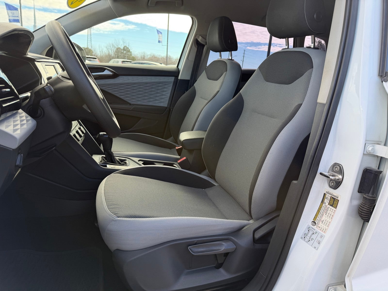 2022 Volkswagen Taos 1.5T S