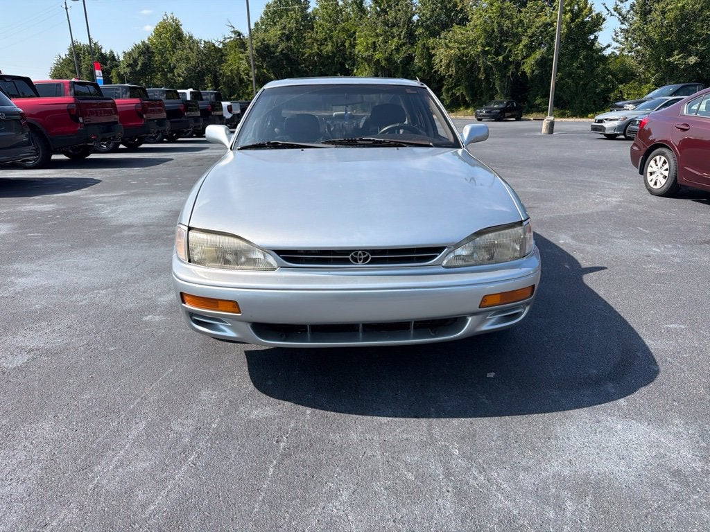 1996 Toyota Camry Base