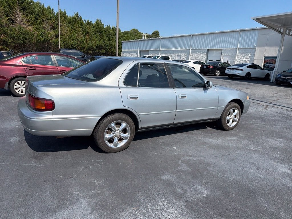 1996 Toyota Camry Base