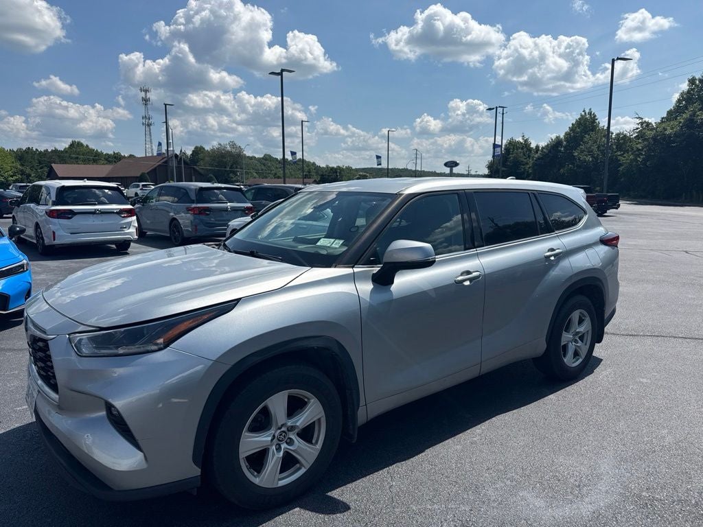 2021 Toyota Highlander LE