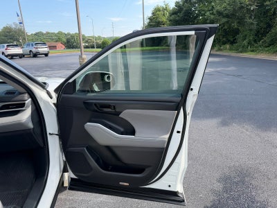 2022 Toyota Highlander L