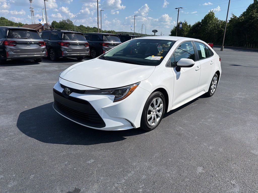 2025 Toyota Corolla LE
