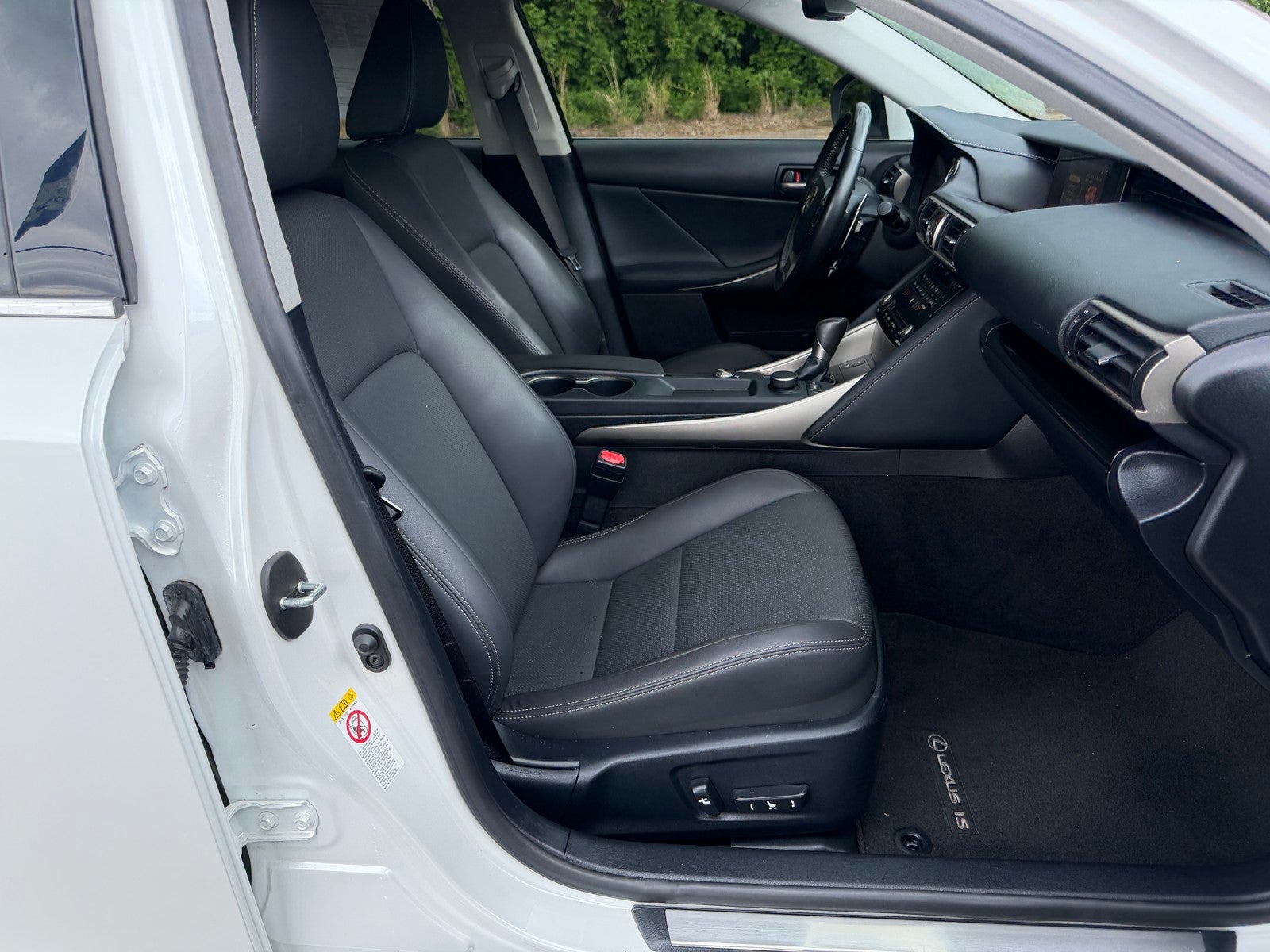 2017 Lexus IS 300
